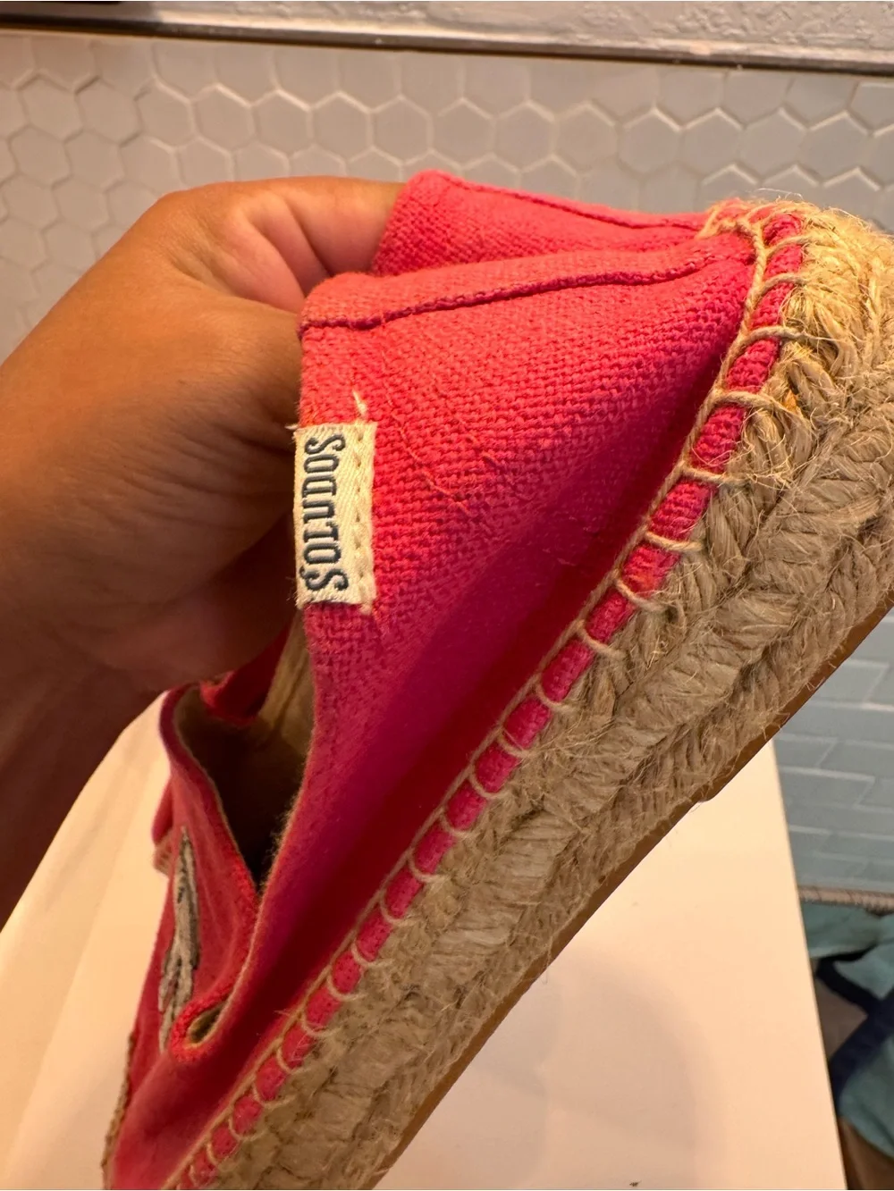 Soludos bright pink